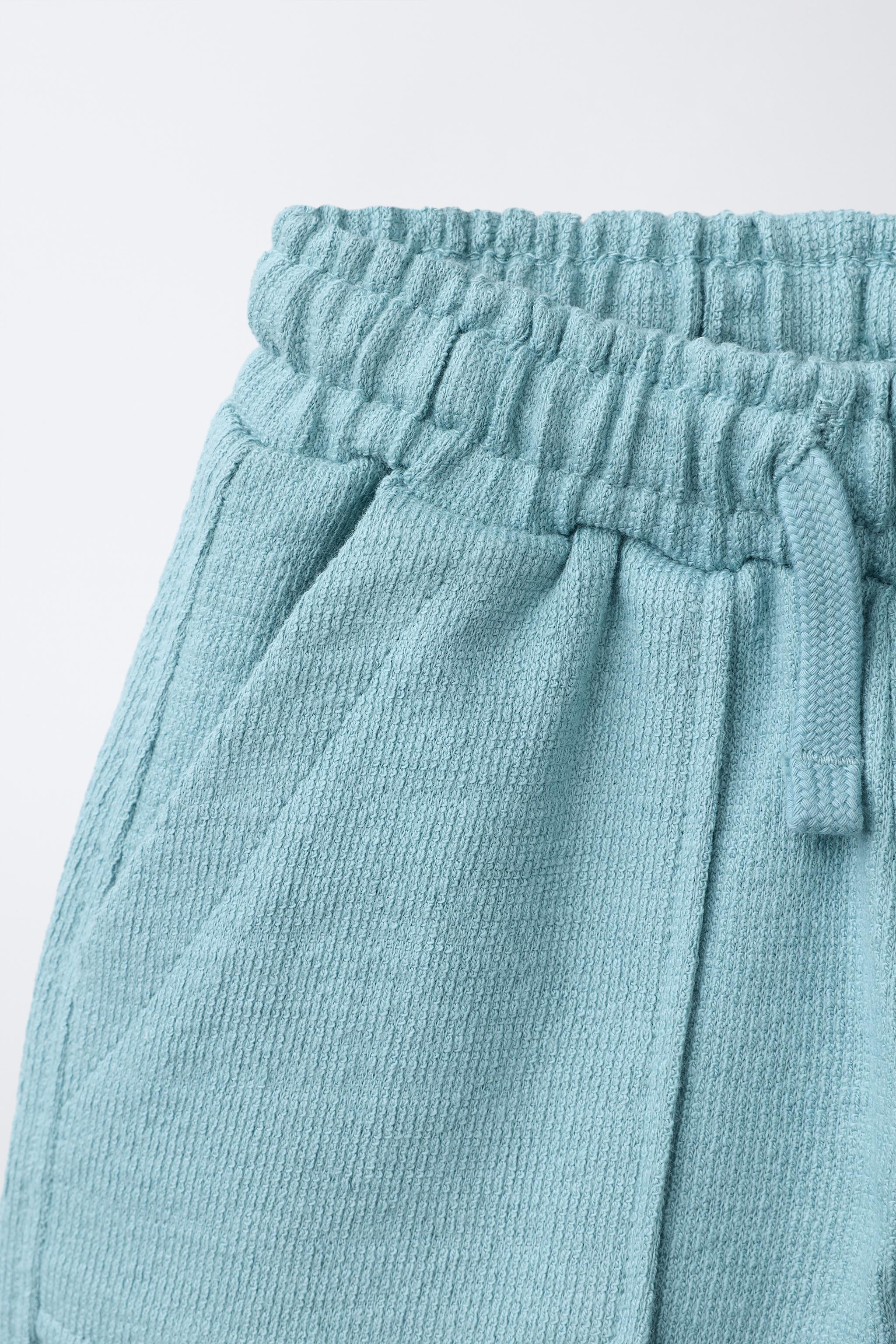 SHORT EN CRÊPE UNIE